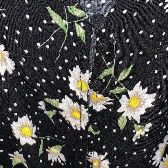 Black PolkaDot Daisy Cami - Picture 4 of 4